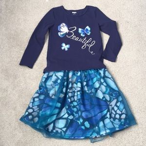 Gymboree Beautiful shirt and skirt set
